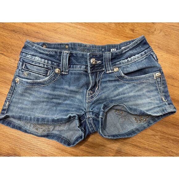 Miss Me JP5046H10 Bling Embroidered Cross Jean Shorts Mini Jewels SZ 25 EB - Picture 2 of 5
